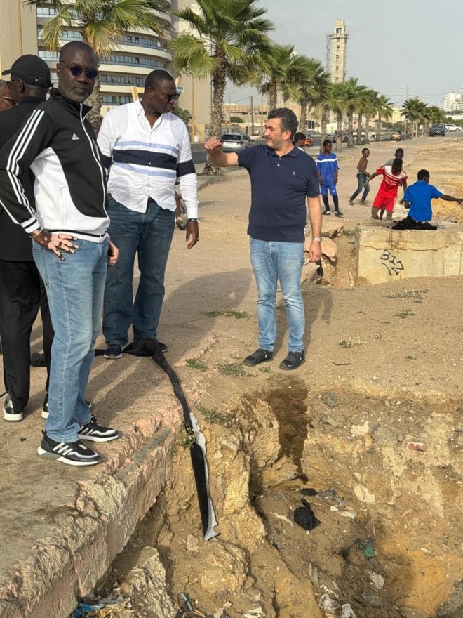 Le Ministre Balla Moussa FOFANA en visite sur la Corniche : Vers un Littoral Protégé et Aménagé