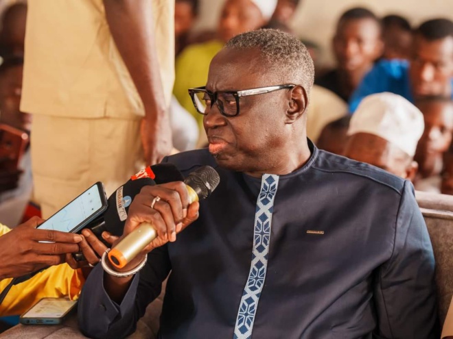 Incidents de Médina Gounass: Le ministre de l'Intérieur appelle au calme et à la paix Incidents de Médina Gounass: Le ministre de l'Intérieur appelle au calme et à la paix