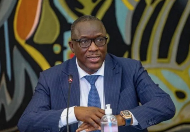 Les maires fantômes : l'absence de Cheikh Oumar Anne et les révélations qui secouent Les maires fantômes : l'absence de Cheikh Oumar Anne et les révélations qui secouent