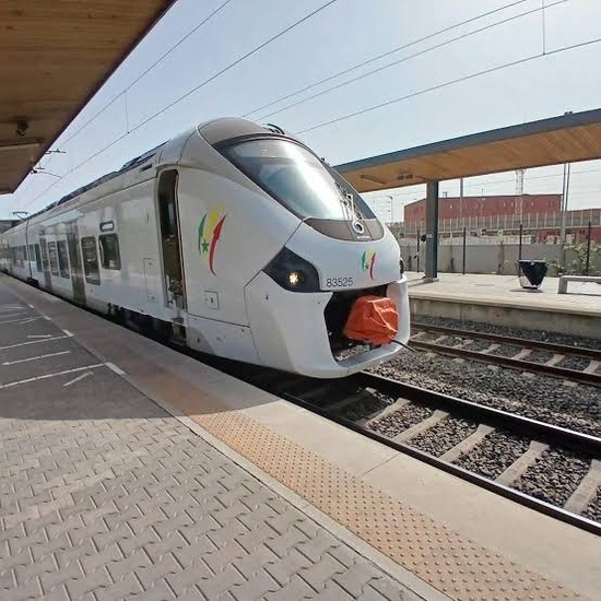 TER : DAKAR DÉSORMAIS RELIÉ À l’AIBD, UNE NOUVELLE ÈRE S’OUVRE POUR LA MOBILITÉ FERROVIAIRE TER : DAKAR DÉSORMAIS RELIÉ À l’AIBD, UNE NOUVELLE ÈRE S’OUVRE POUR LA MOBILITÉ FERROVIAIRE