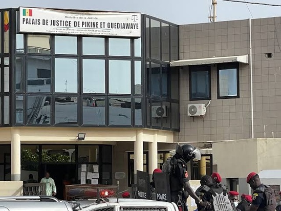 KEUR MASSAR : DEUX SŒURS, UN MEME HOMME… UNE AFFAIRE DE VIOLENCES SEXUELLES ET DE CHANTAGE SECOUE LE TRIBUNAL DE PIKINE-GUEDIAWAYE KEUR MASSAR : DEUX SŒURS, UN MEME HOMME… UNE AFFAIRE DE VIOLENCES SEXUELLES ET DE CHANTAGE SECOUE LE TRIBUNAL DE PIKINE-GUEDIAWAYE