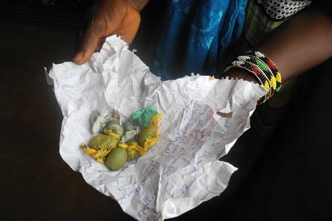 TABABA EN CASAMANCE: QUAND LA RECHERCHE DU PLAISIR DEVIENT UNE MENACE POUR LA SANTÉ DES FEMMES
