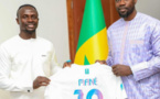 Primature : Ousmane Sonko a reçu le N°10 de l’équipe nationale, Sadio Mané