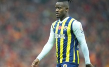 BATSHUAYI MENACÉ DE MORT PAR DES SUPPORTERS DU FENERBAHÇE POUR SA PROBABLE SIGNATURE À GALATASARAY
